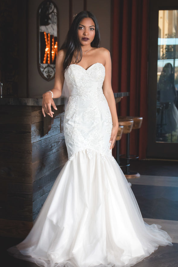 White Sweetheart Mermaid Gown